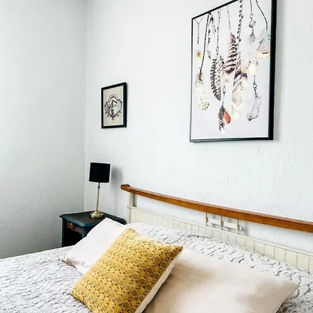 Remarkable Ac 3-bedroom House With Garden - Dodo Et Tartine